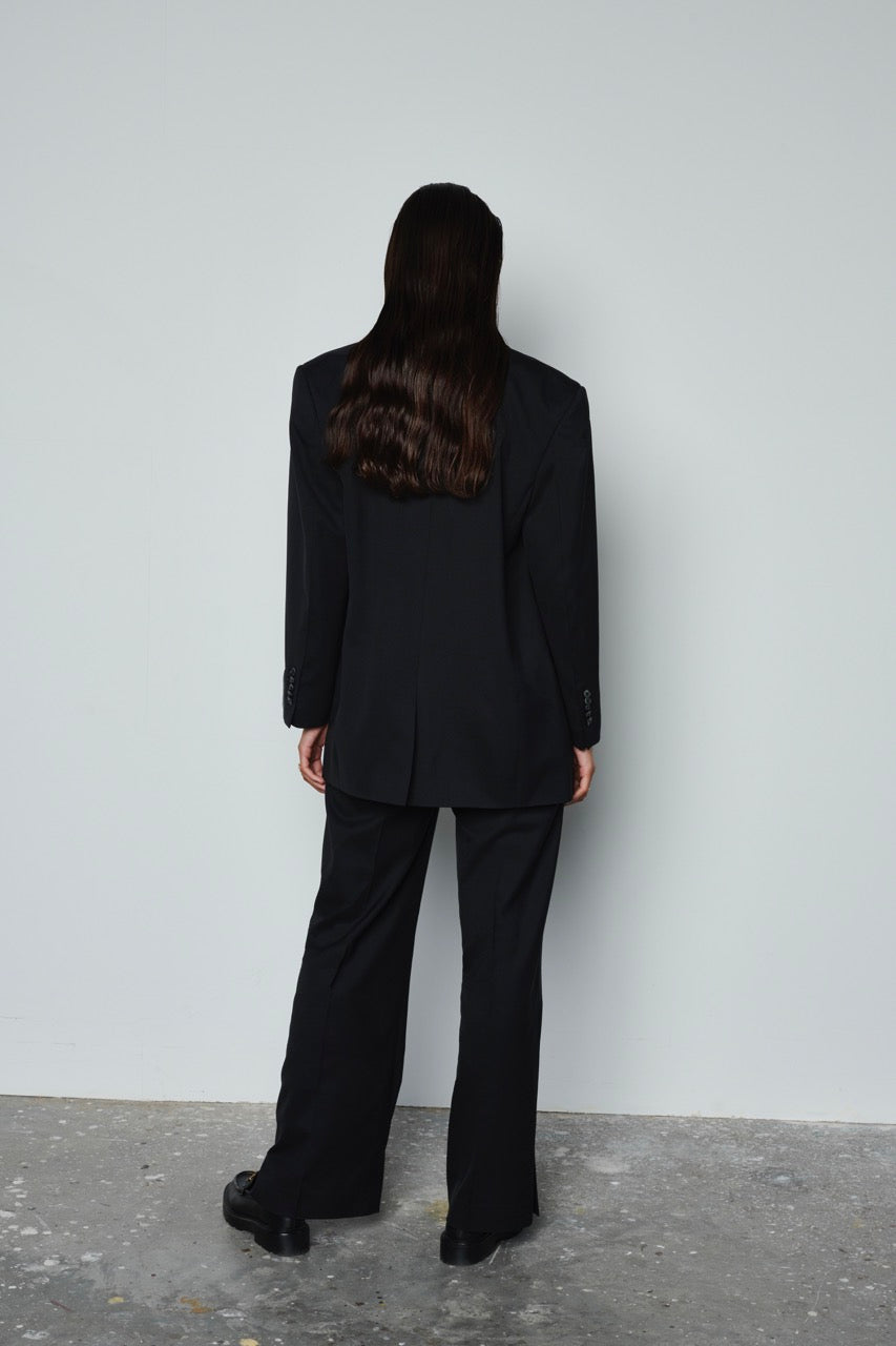 THE BOBBIE BLAZER BLACK